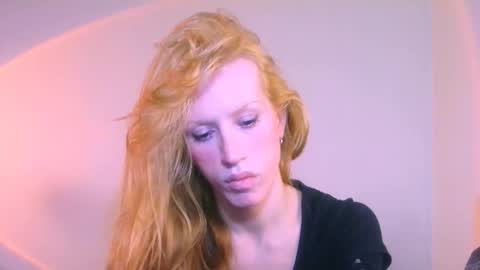 Yolanda online show from December 2025 04:57:01 PM