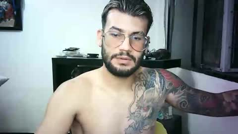 Snapshot of thedragonboyxxx chatting on April 2026 03:59:01 AM thedragonboyxxx online show from April 2026 03:59:01 AM