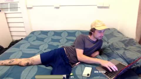 Snapshot of thee_ricky_lee chatting on April 2026 09:02:01 AM RickyLee online show from April 2026 09:02:01 AM