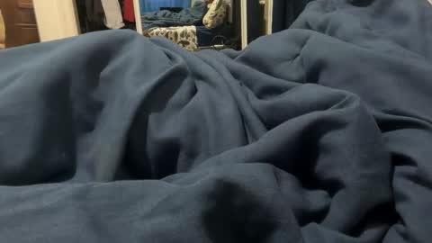 theeshooterr online show from February 2025 12:13:02 PM