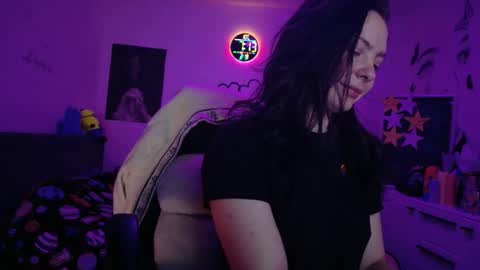 TheFarmergirl online show from February 2026 05:14:01 AM