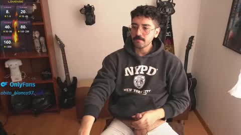 Snapshot of thefckingwolf chatting on November 2025 03:38:02 PM Wolf Independent model online show from November 2025 03:38:02 PM