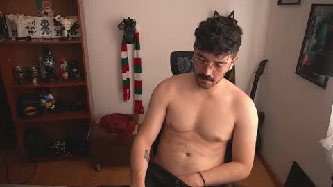 Snapshot of thefckingwolf chatting on January 2026 05:49:02 PM Wolf Independent model online show from January 2026 05:49:02 PM