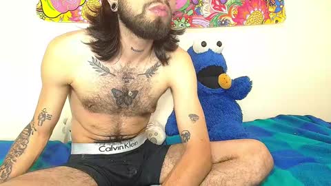 independent Model online show from January 2025 01:04:02 AM