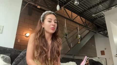 Snapshot of thegabzilla chatting on March 2026 06:25:02 PM thegabzilla online show from March 2026 06:25:02 PM