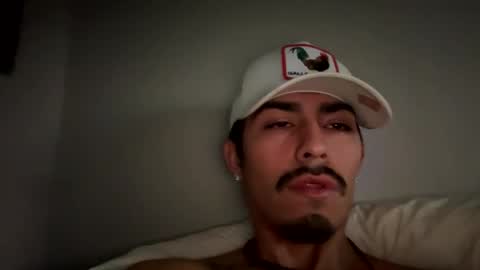 theglorious2002 online show from November 2025 07:05:02 PM