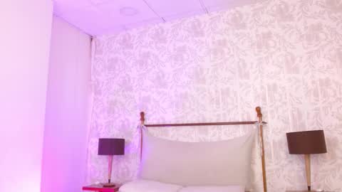 Peyton online show from November 2025 04:04:01 AM