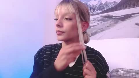 Peyton online show from December 2025 03:26:02 AM