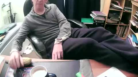 Snapshot of thegoodteacher54 chatting on November 2025 04:13:02 PM paul online show from November 2025 04:13:02 PM