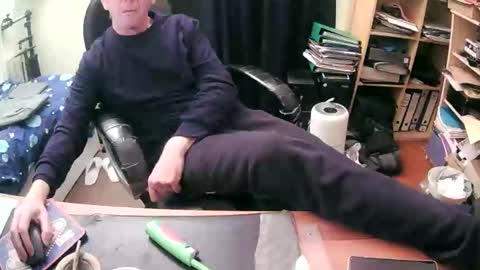 Snapshot of thegoodteacher54 chatting on November 2025 07:03:01 PM paul online show from November 2025 07:03:01 PM