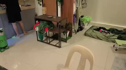 Green online show from April 2026 06:44:02 AM