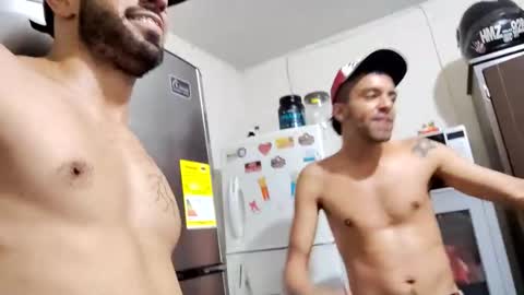 thehousedog online show from February 2025 04:57:01 AM