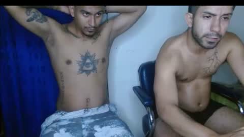 Snapshot of thehousedog chatting on June 2026 12:32:02 AM thehousedog online show from June 2026 12:32:02 AM