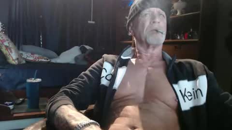 thehouseguy513 online show from January 2026 05:10:02 AM