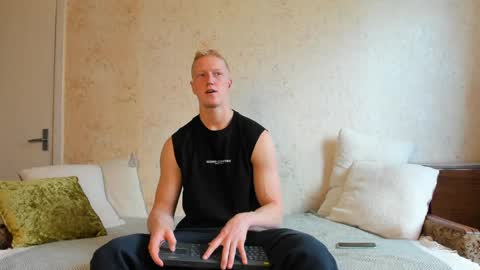 thejacob_d online show from April 2026 09:15:01 AM