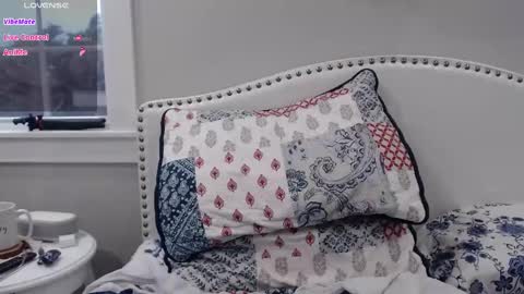 Lacey online show from March 2025 09:11:02 PM