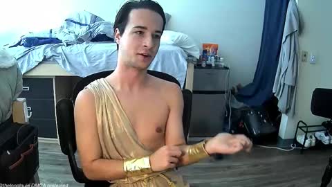 Louie online show from October 2025 04:31:02 PM