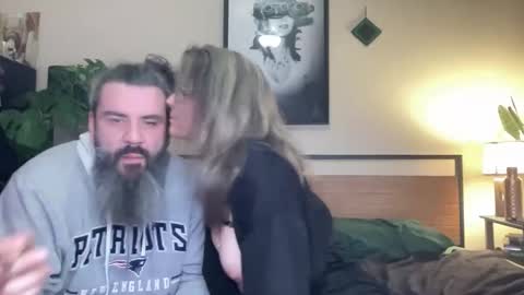 The Mated Pair online show from January 2026 04:59:02 AM