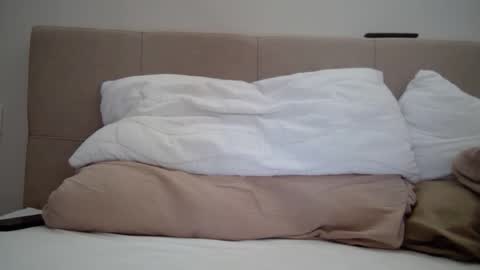 themikka1234 online show from March 2026 01:37:02 PM