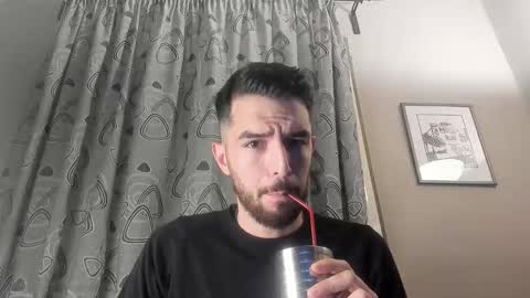 themmistokles online show from December 2024 02:33:02 AM