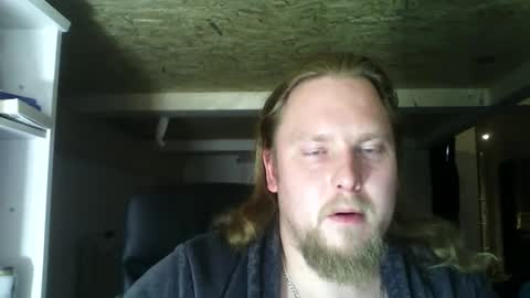 thenewdude1992 online show from December 2024 10:51:02 PM