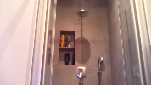 thenewdude1992 online show from October 2025 09:02:02 PM