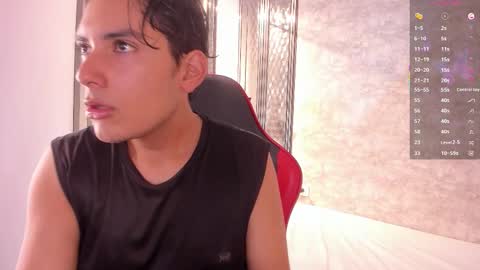 Theo online show from November 2025 11:54:01 AM