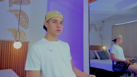  THEO- MATEO  online show from December 2024 03:32:02 PM