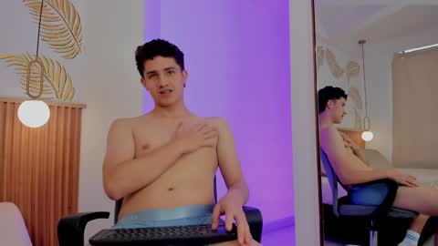  THEO- MATEO  online show from December 2024 04:25:01 PM