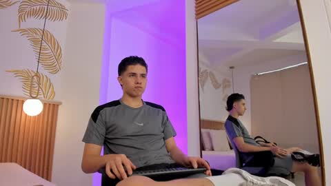  THEO- MATEO  online show from December 2024 01:53:02 PM