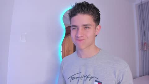  THEO- MATEO  online show from December 2024 02:40:02 PM