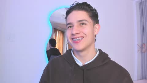  THEO- MATEO  online show from December 2024 01:08:02 PM