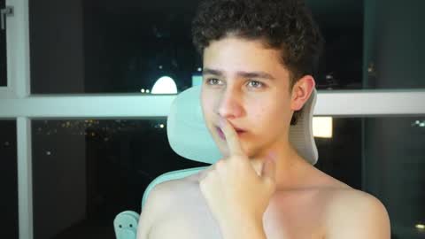  THEO- MATEO  online show from February 2025 02:34:01 AM