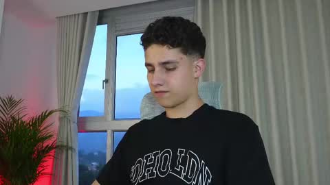  THEO- MATEO  online show from February 2025 11:04:01 PM