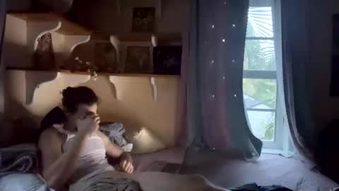 theonlyboi43ver online show from December 2025 12:31:02 PM