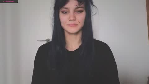 Vanessa online show from April 2026 04:32:01 AM