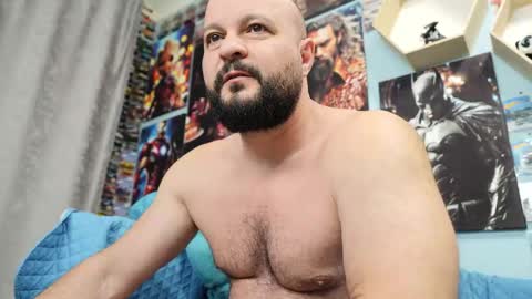 Snapshot of thephenomone chatting on September 2025 03:41:02 AM Chris online show from September 2025 03:41:02 AM