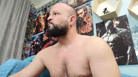 Snapshot of thephenomone chatting on November 2025 04:56:01 AM Chris online show from November 2025 04:56:01 AM