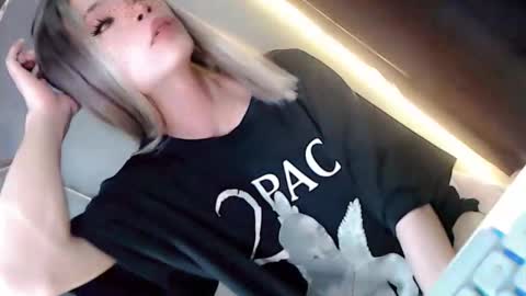 Precious love online show from September 2025 10:54:01 PM