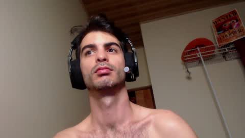 Santiago Enrique online show from December 2024 04:42:02 AM