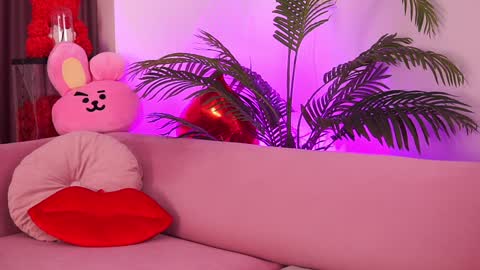 Snapshot of therealfallingangel chatting on January 2025 06:16:02 PM Deea online show from January 2025 06:16:02 PM