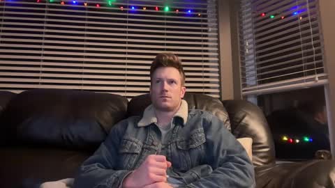 Snapshot of therealveggieboy chatting on December 2024 07:04:01 AM Pookie online show from December 2024 07:04:01 AM