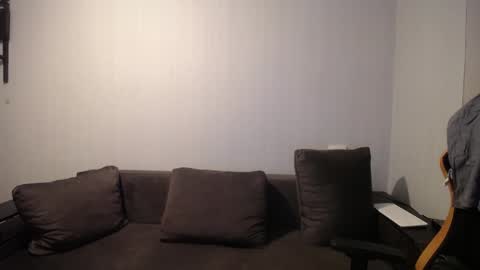 Nick   online show from January 2025 03:26:01 AM