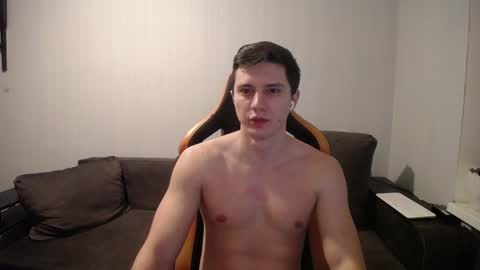 Nick   online show from January 2025 06:49:01 PM