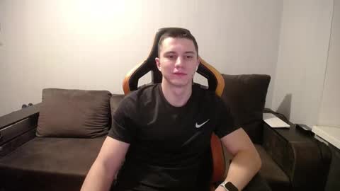 Nick   online show from February 2025 01:11:02 AM