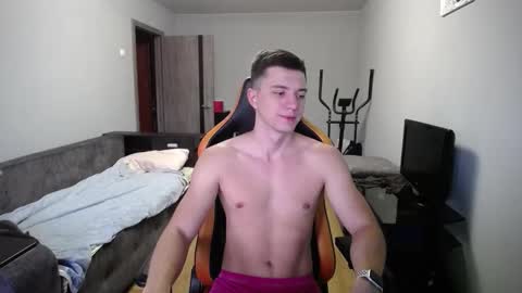 Nick   online show from September 2025 04:58:02 AM