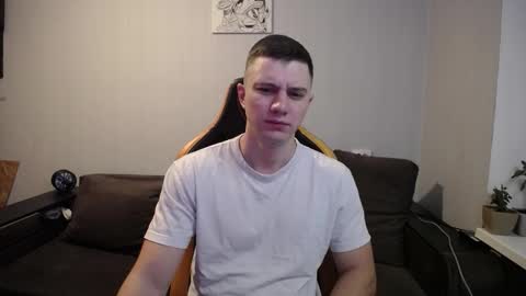 Nick   online show from December 2025 04:24:01 PM