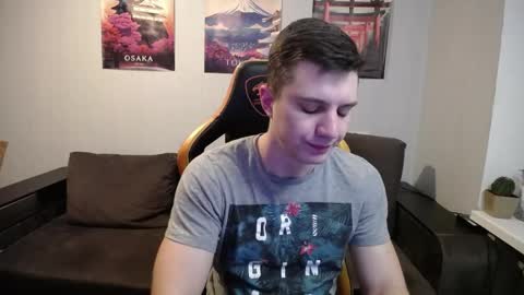 Nick   online show from April 2026 07:00:01 PM