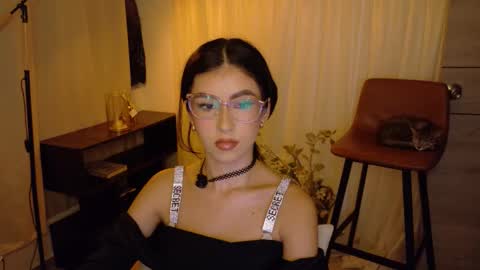 Mar online show from November 2025 10:52:01 PM