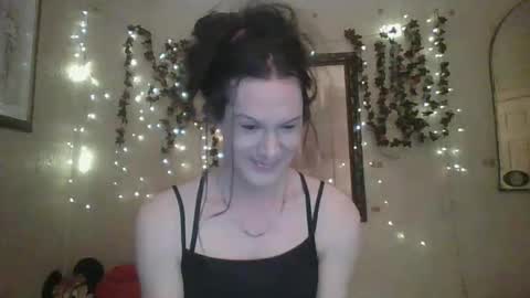 sillymillie0 online show from December 2025 08:46:01 PM